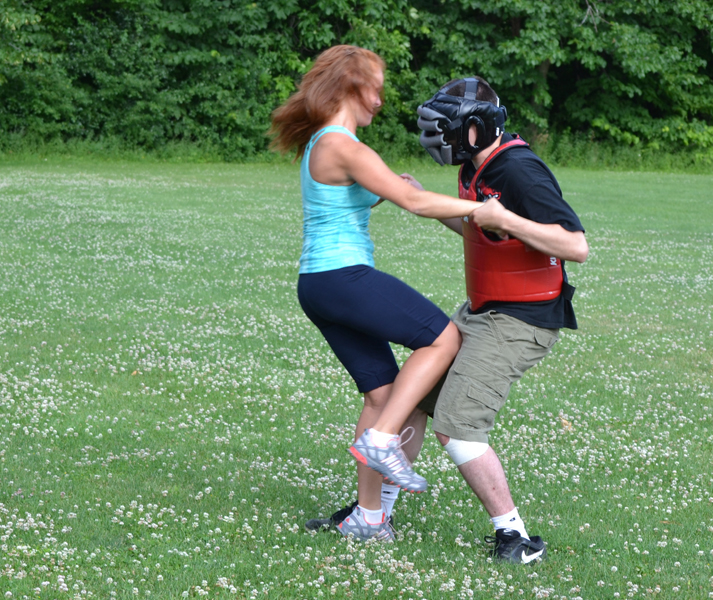 Knee Strike Safety And Self Defense Solutions 